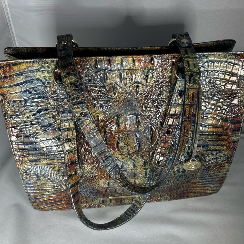 Brahmin Medium Camille Cedar Melbourne the croc-embossed real leather tote. - Picture 10 of 10
